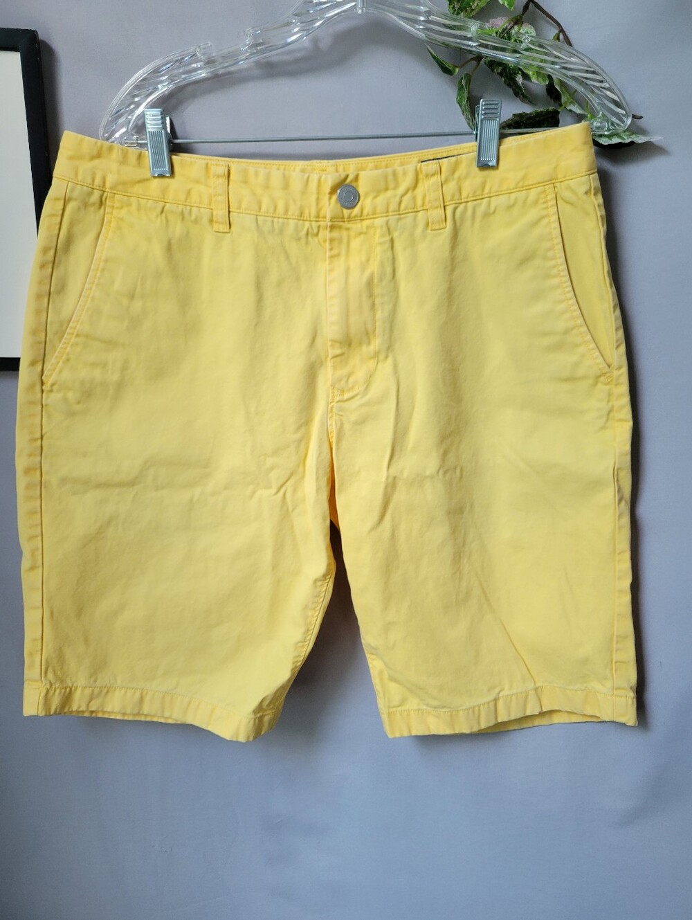 Bonobos Standard 11" Chino Short Yellow 33